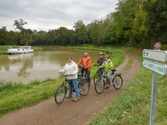 Les vélos accompagnent le bateau